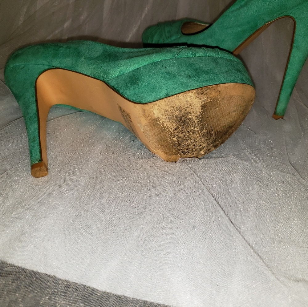 shoes - Picture 4 of 4